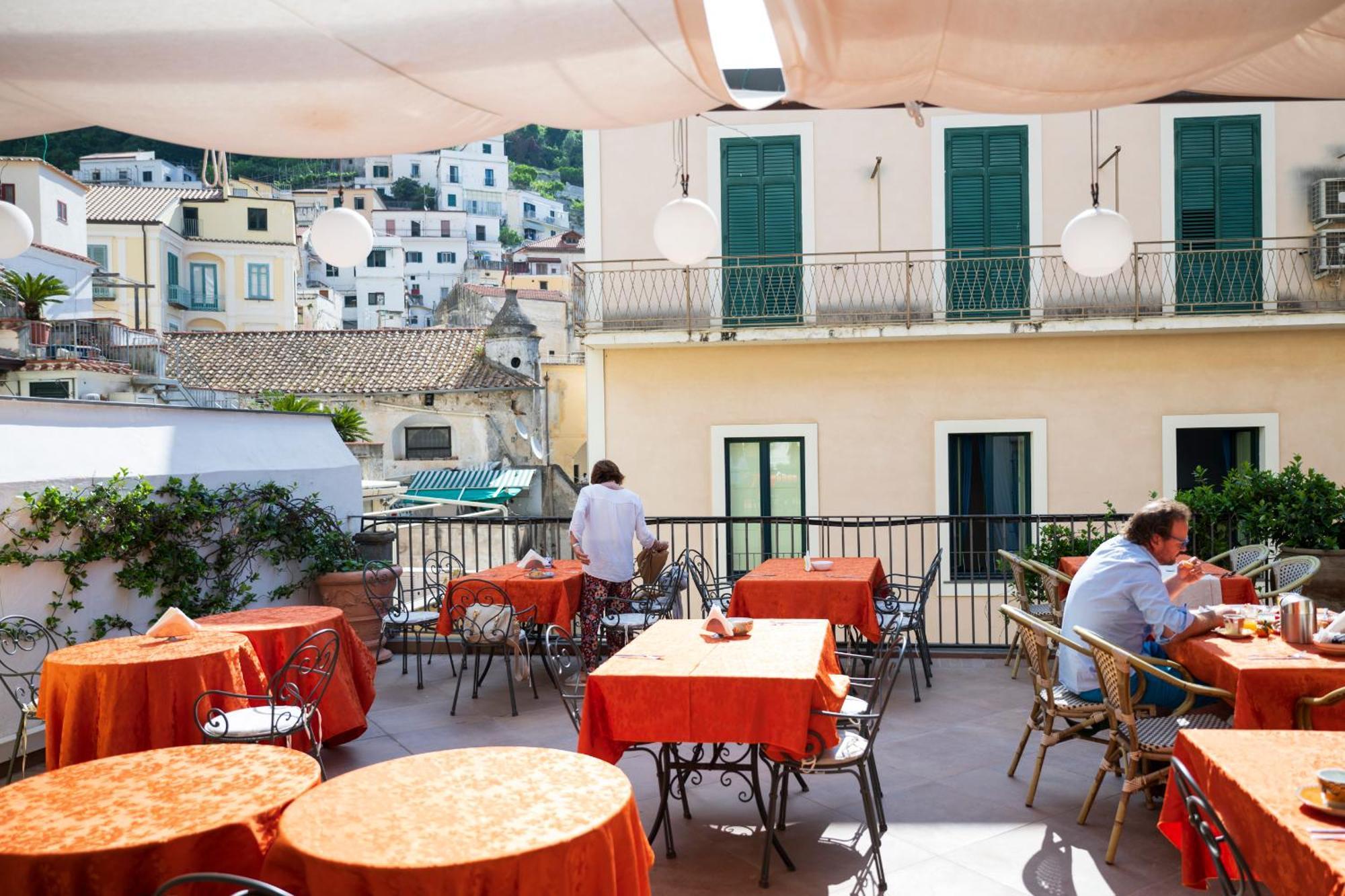 Hotel Antica Repubblica In Amalfi Center At 100Mt From The Sea Экстерьер фото